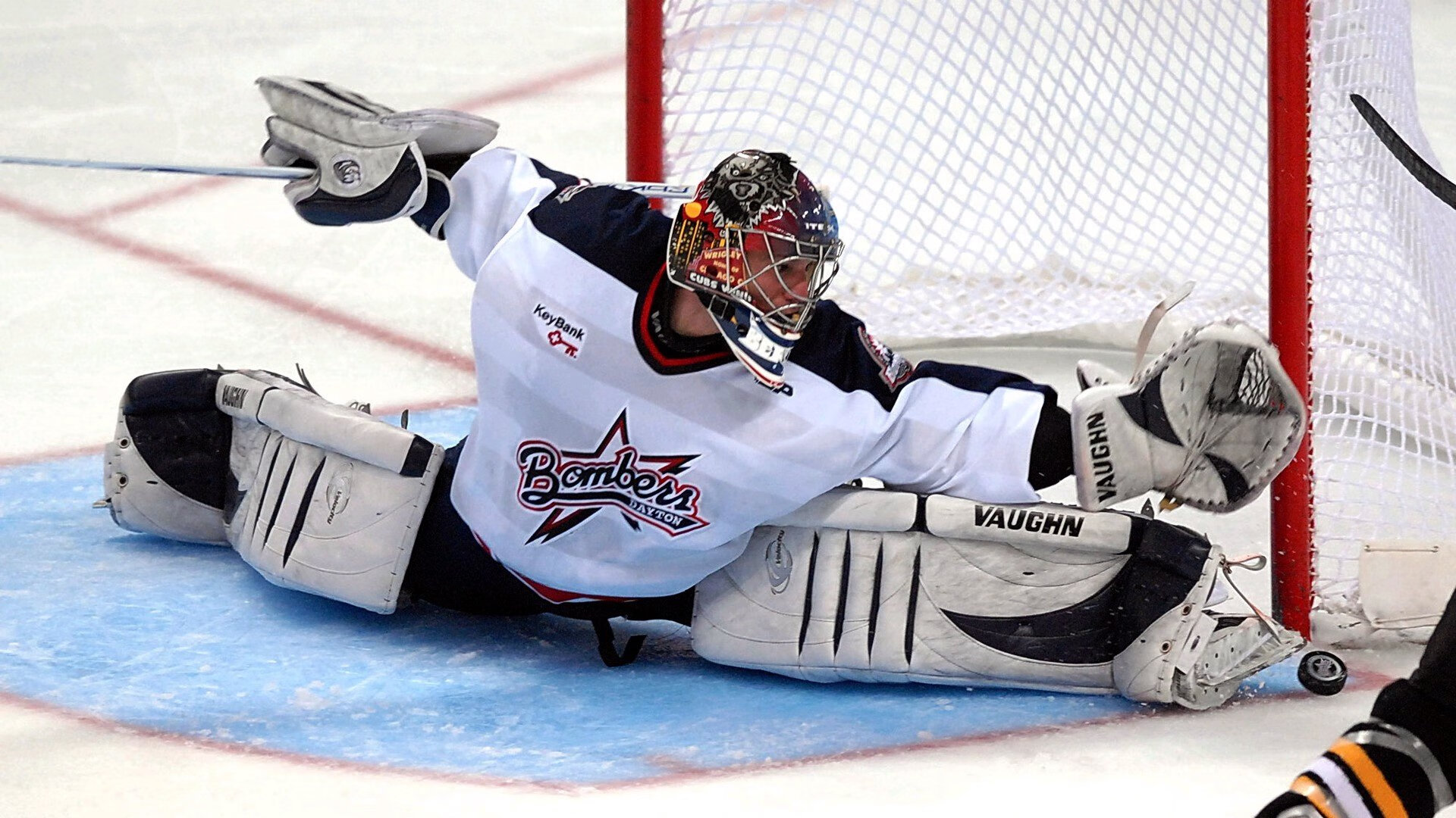 乐鱼官方网站-个性化装备：球杆、球鞋的个性定制火了，签名球杆