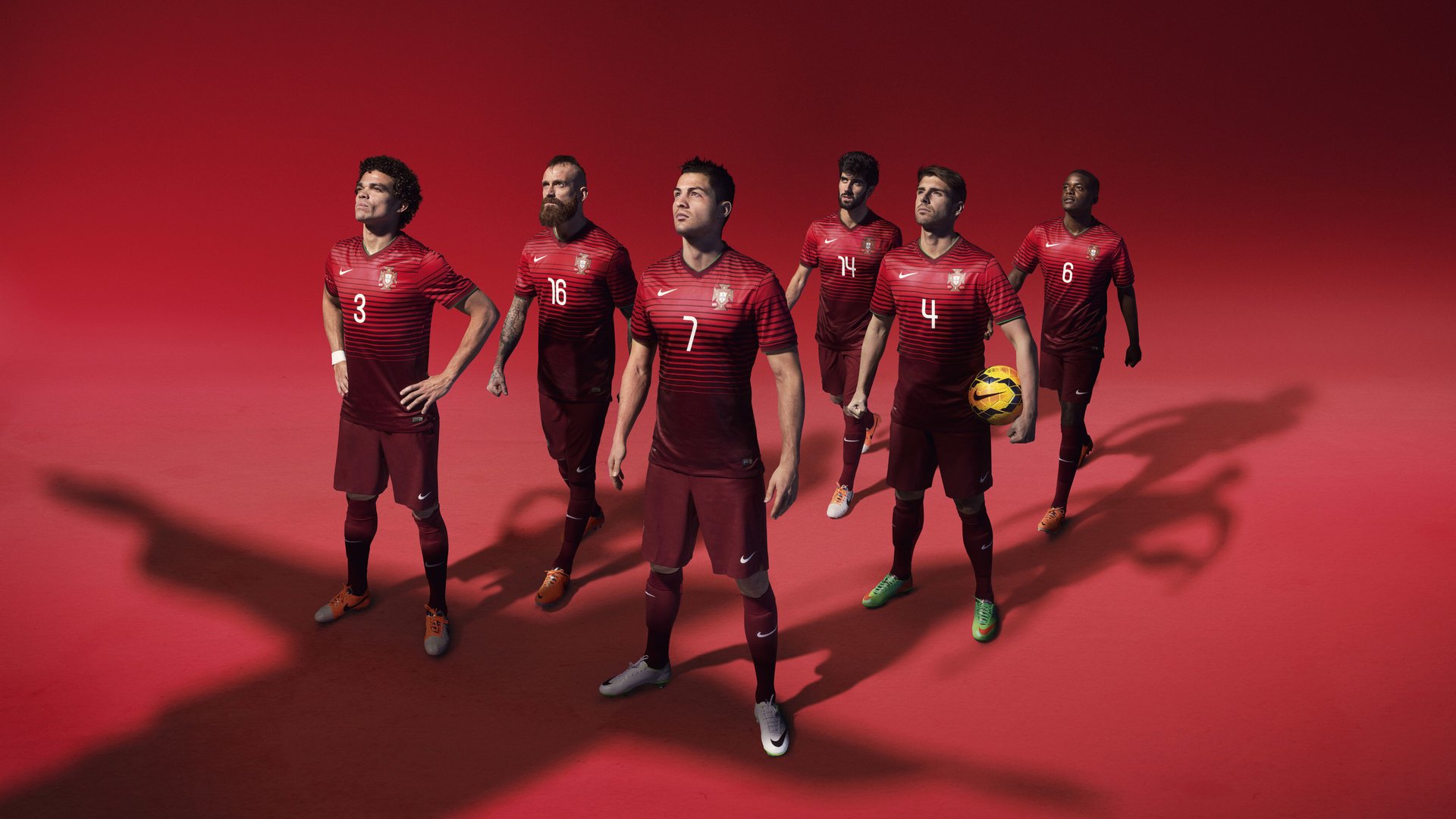 leyu乐鱼-球员之间的友谊和竞争,体育精神的最佳体现,球员之间用什么语言交流